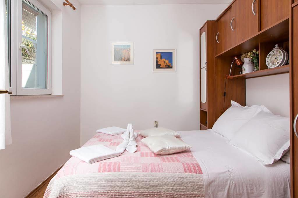 Apartments Captain ดูบรอฟนิก ภายนอก รูปภาพ