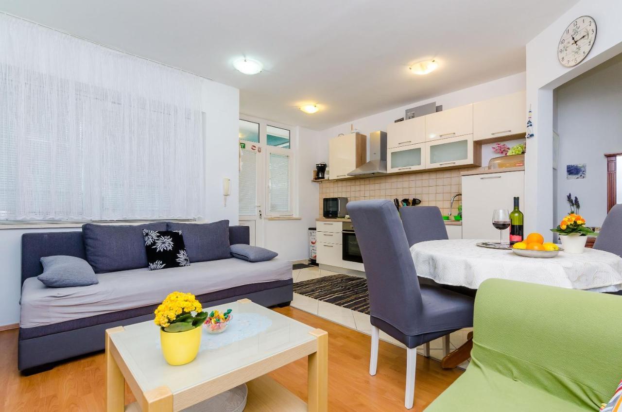 Apartments Captain ดูบรอฟนิก ภายนอก รูปภาพ